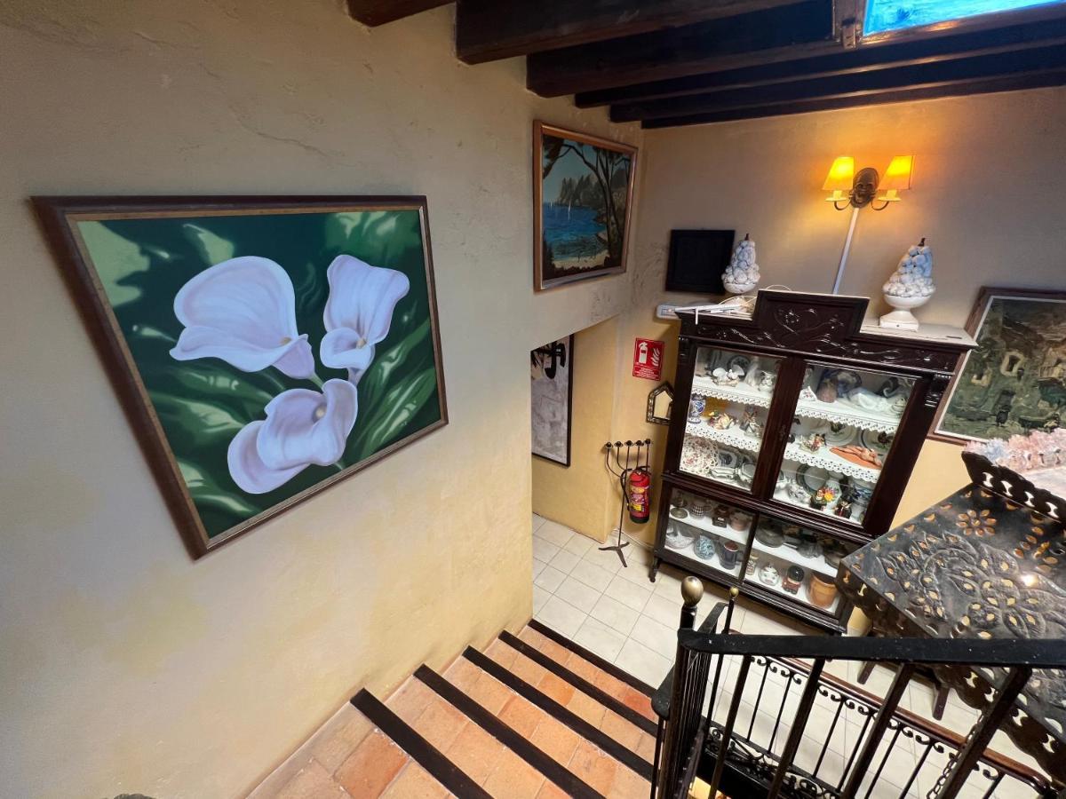 La Ventana Hotel Ibiza Town Exterior photo